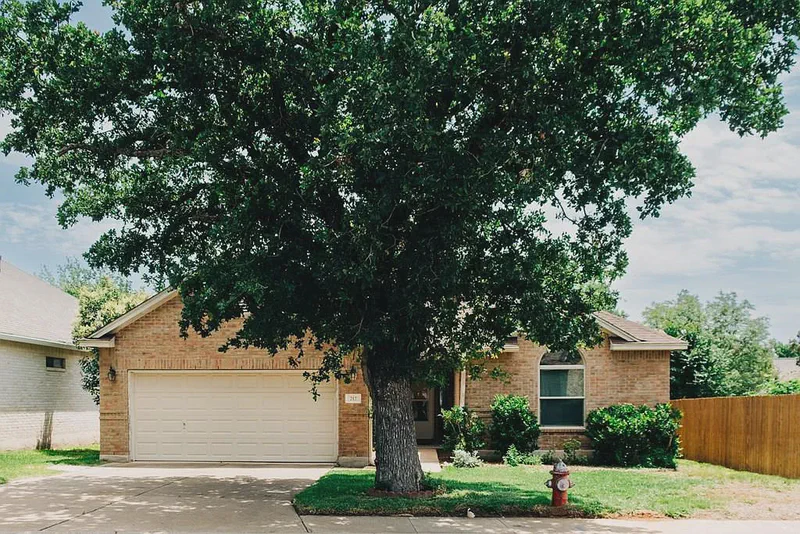 212 Peach Tree Ln. Fredericksburg, TX 78624